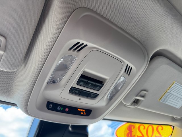 Used 2023 Buick Envision Essence w/ Sport Touring Package AWD/4WD image 16