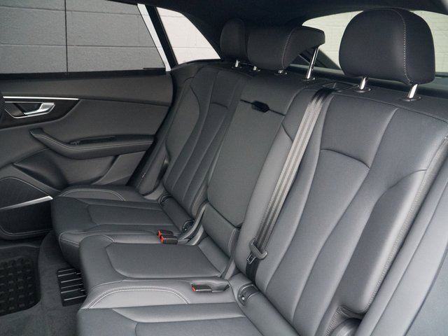 New 2026 Audi Q8 Premium Plus image 9