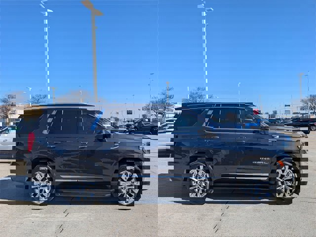 Certified 2024 GMC Yukon Denali w/ Advanced Technology Package image 3