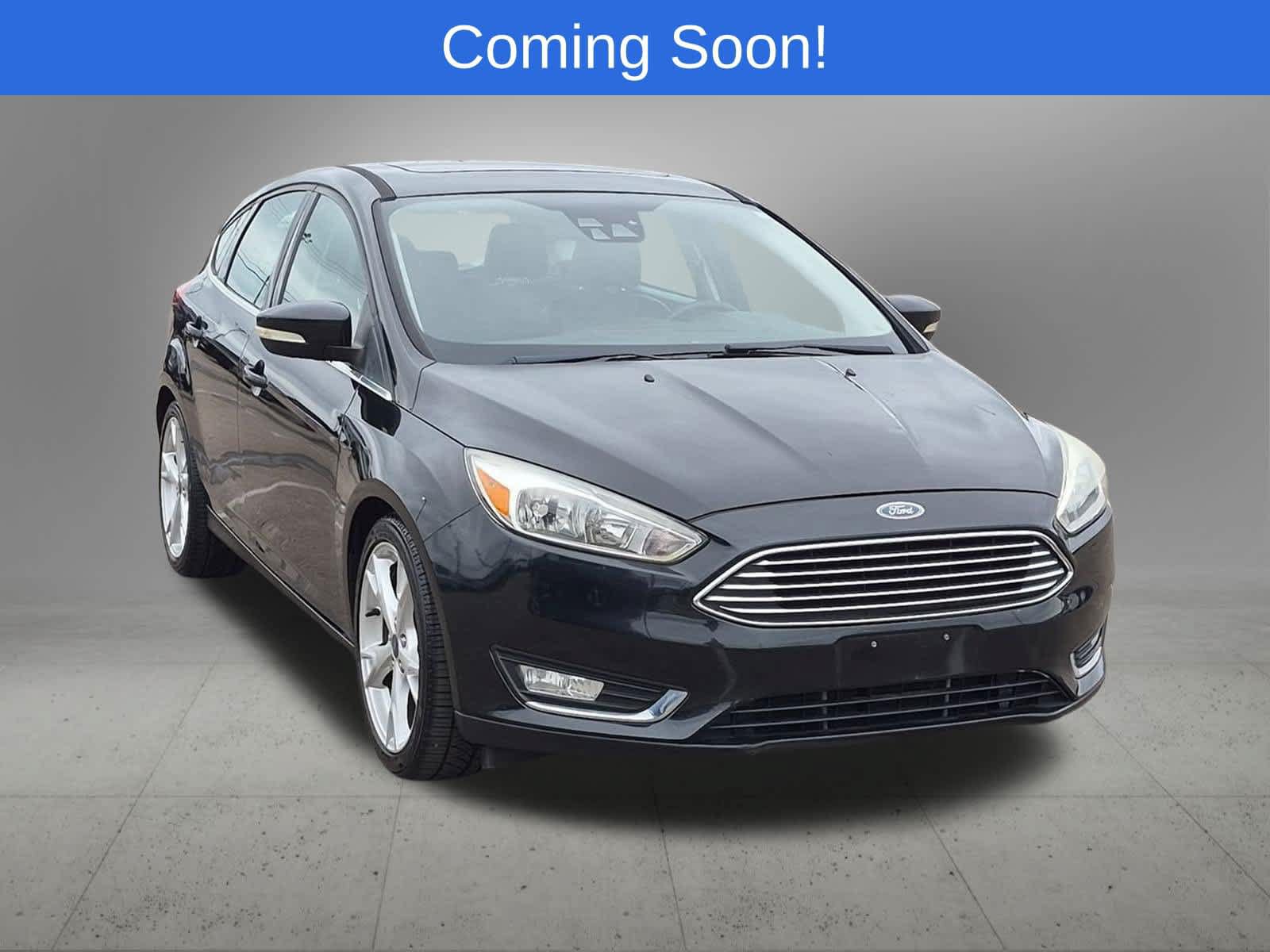 Used 2015 Ford Focus Titanium w/ Titanium Technology Package FWD image 8