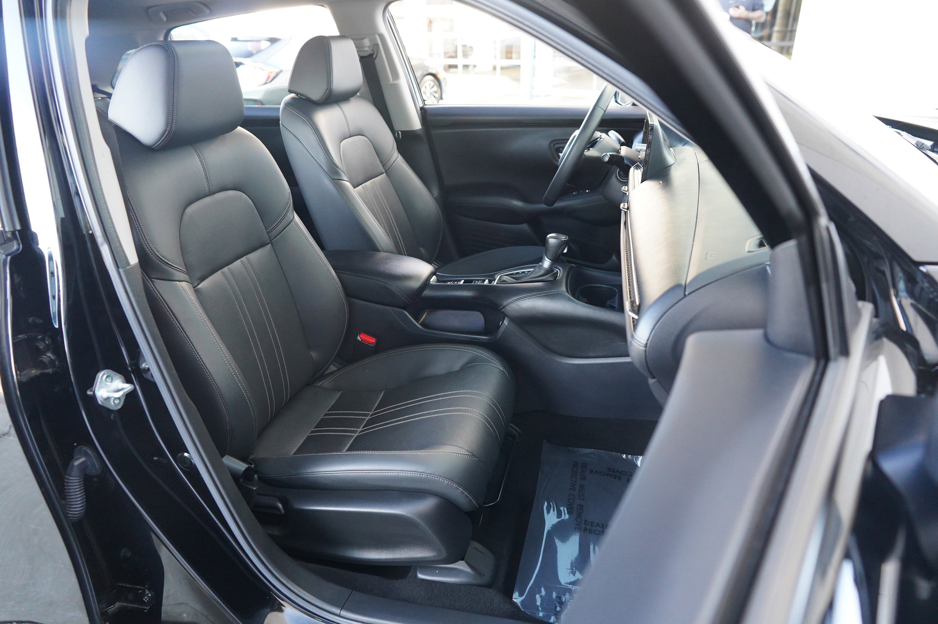 Used 2023 Honda HR-V EX-L image 27