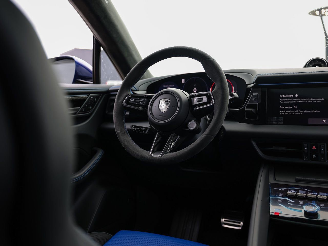 New 2025 Porsche Macan Turbo Electric image 24