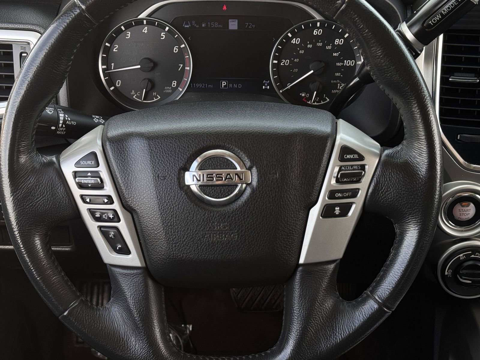 Used 2020 Nissan Titan SV w/ SV Convenience Package image 15
