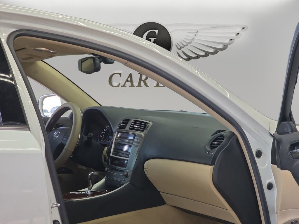 Used 2007 Lexus IS 250 RWD image 25
