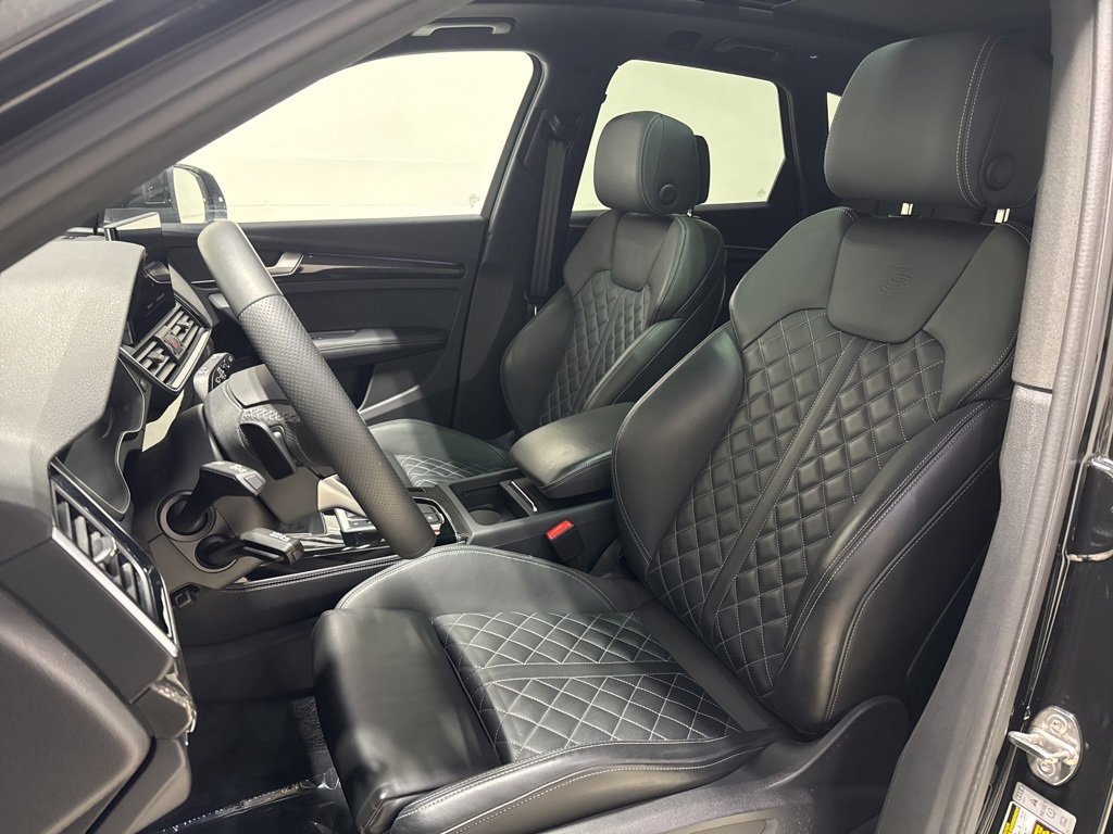 Used 2024 Audi SQ5 Prestige image 13