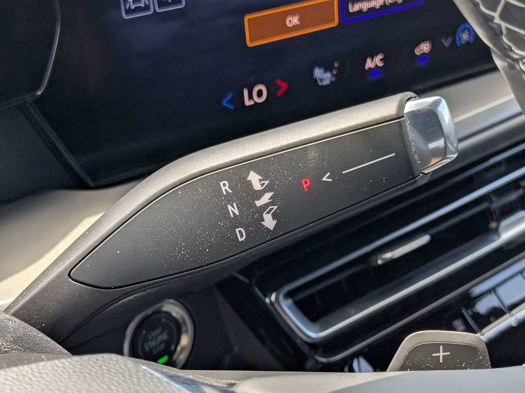 Used 2026 Chevrolet Traverse LT FWD image 26