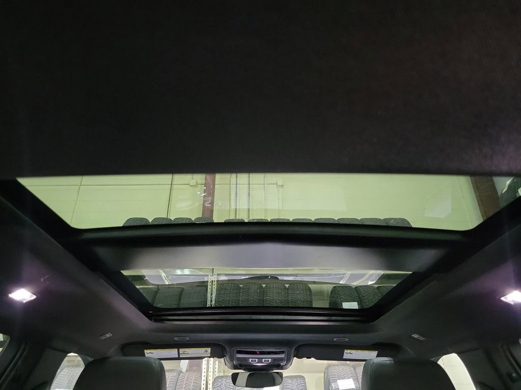 New 2026 Land Rover Range Rover Evoque S image 27