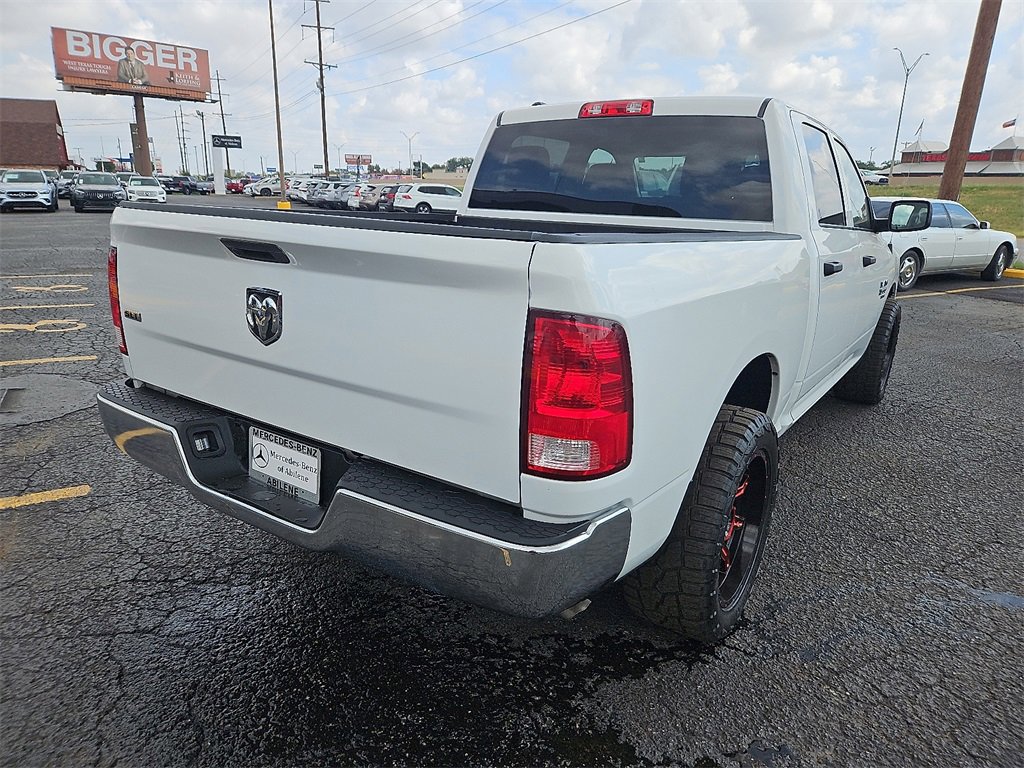 Used 2022 RAM 1500 Classic SLT image 7