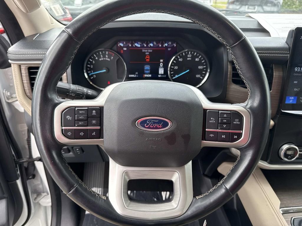Used 2024 Ford Expedition Limited image 45