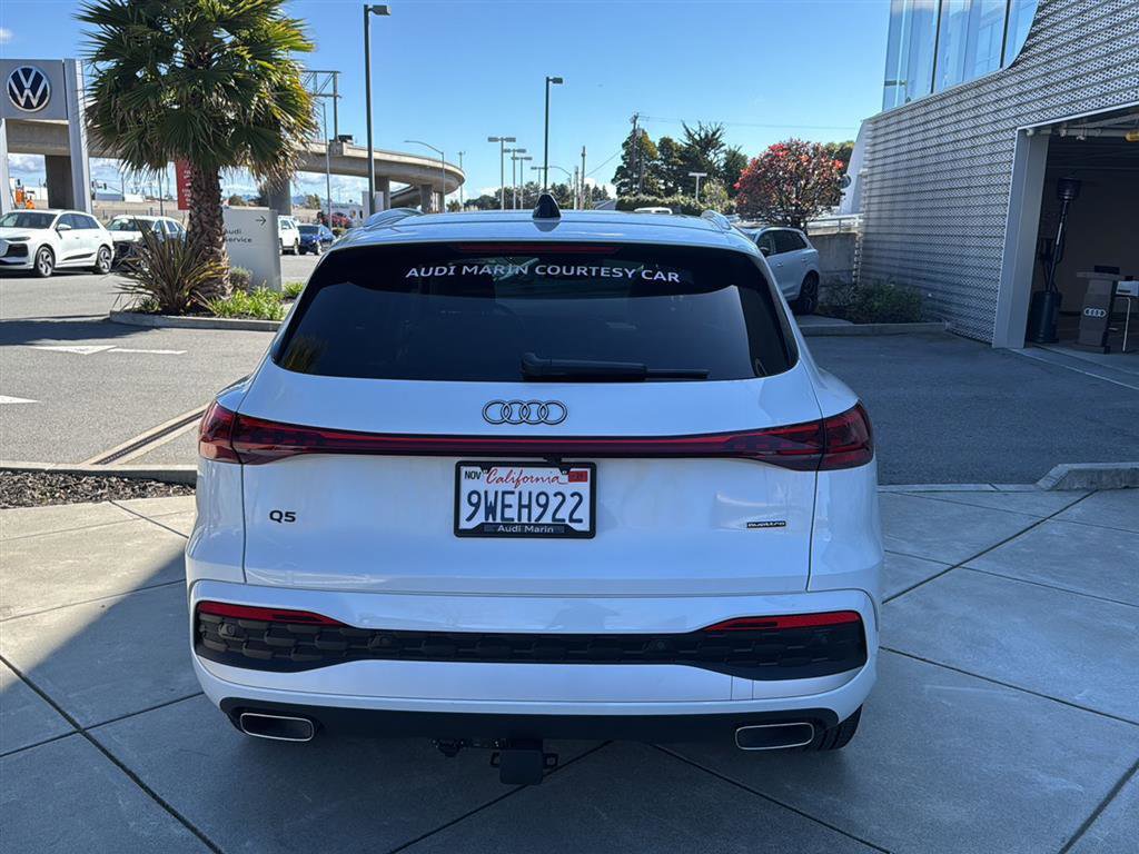 Used 2025 Audi Q5 Premium w/ Convenience Package image 7