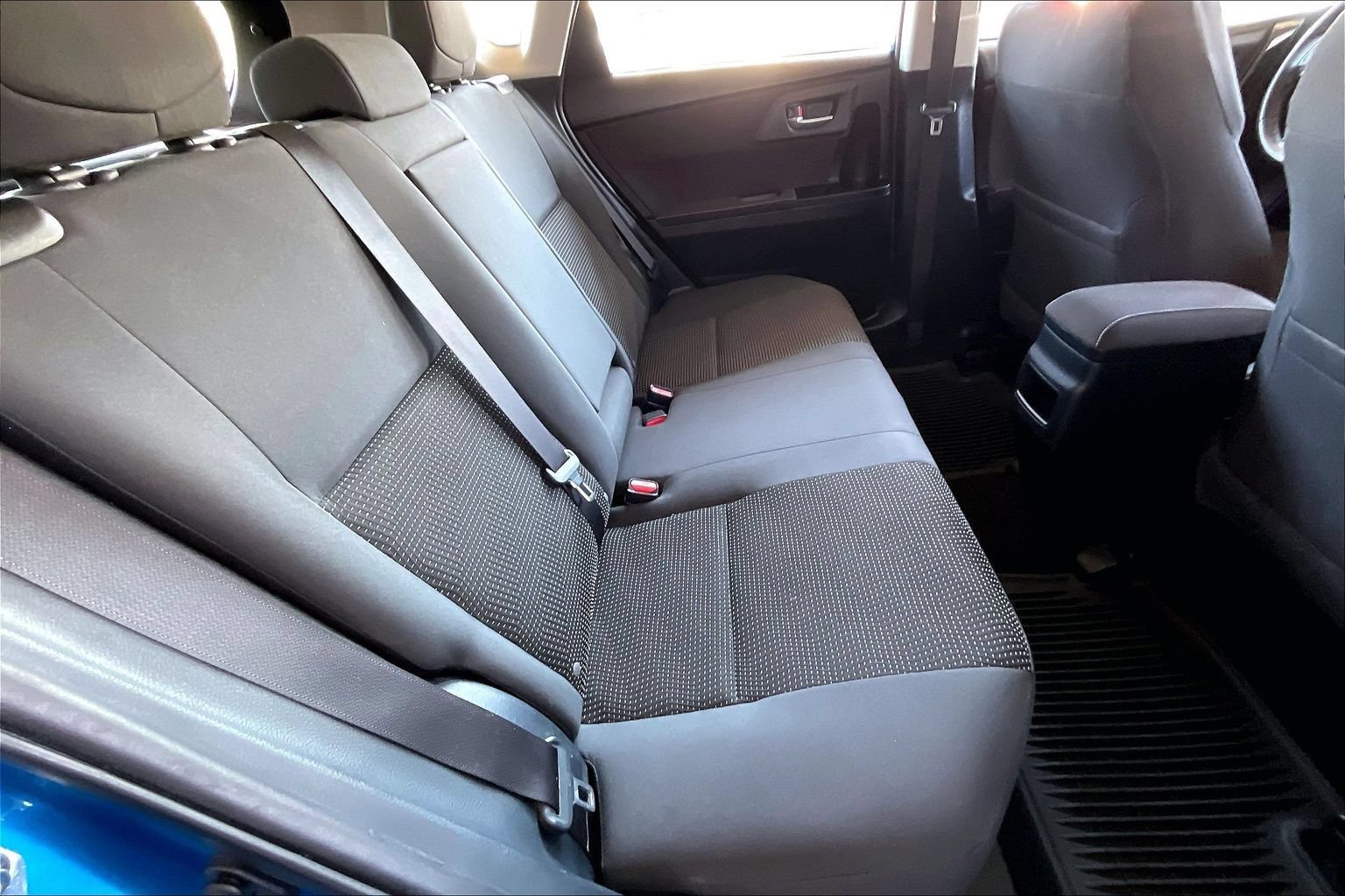Used 2018 Toyota Corolla iM w/ All-Weather Mat Package FWD image 21