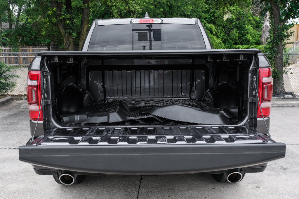 Used 2023 RAM 1500 Laramie AWD/4WD image 65