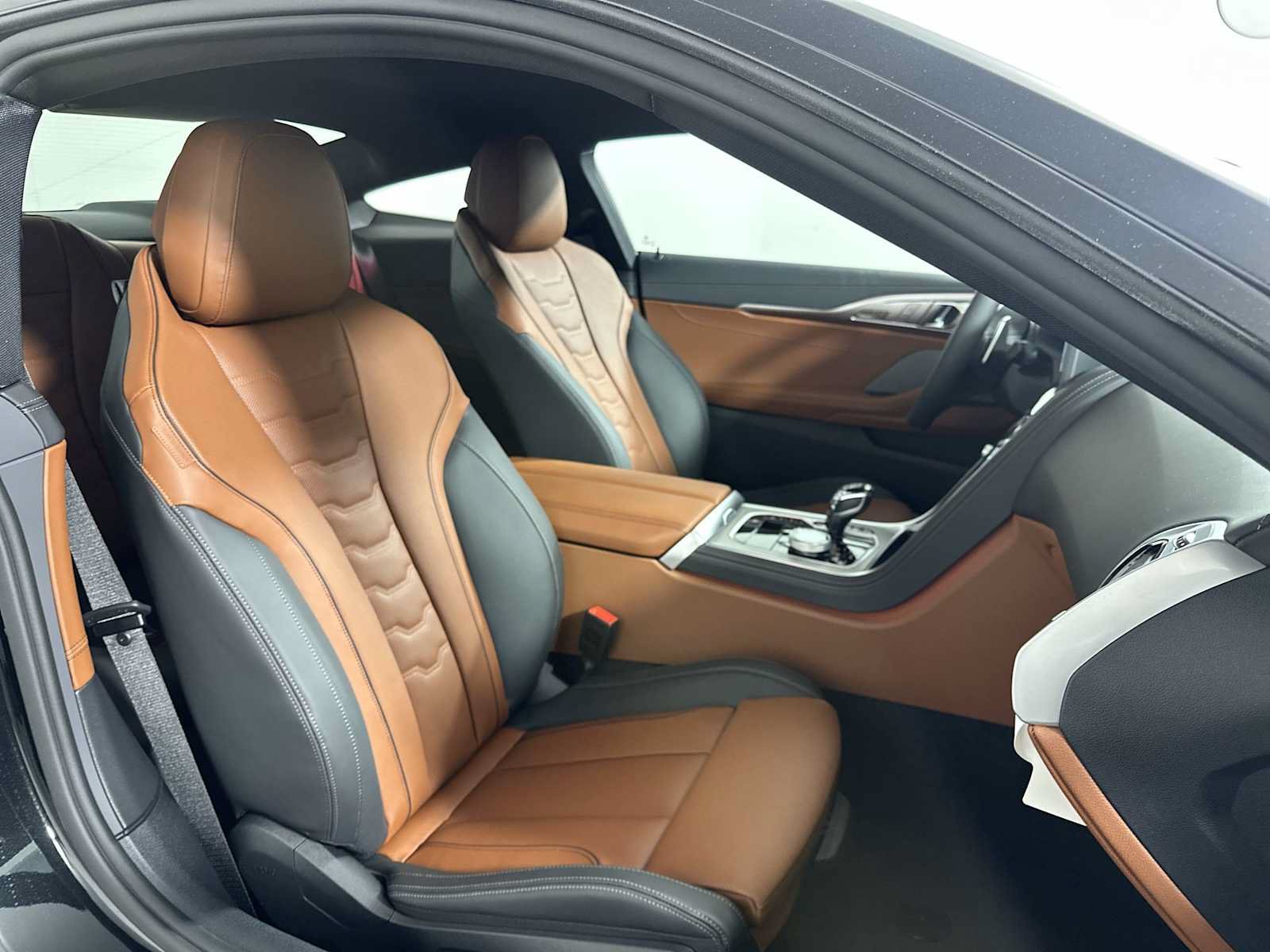 New 2026 BMW 840i xDrive Coupe w/ M Sport Professional Package AWD/4WD image 21
