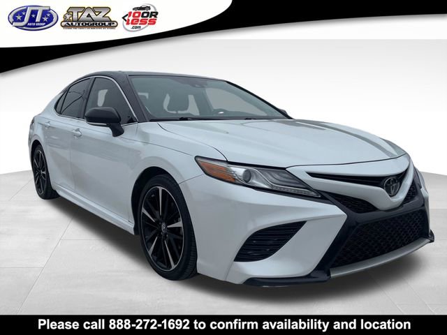 Used 2019 Toyota Camry XSE w/ Navigation Package FWD image 1