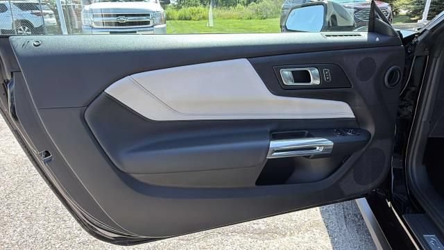 Used 2025 Ford Mustang GT Premium RWD image 24