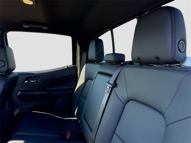 New 2024 Chevrolet Colorado LT w/ LT Convenience Package III image 28