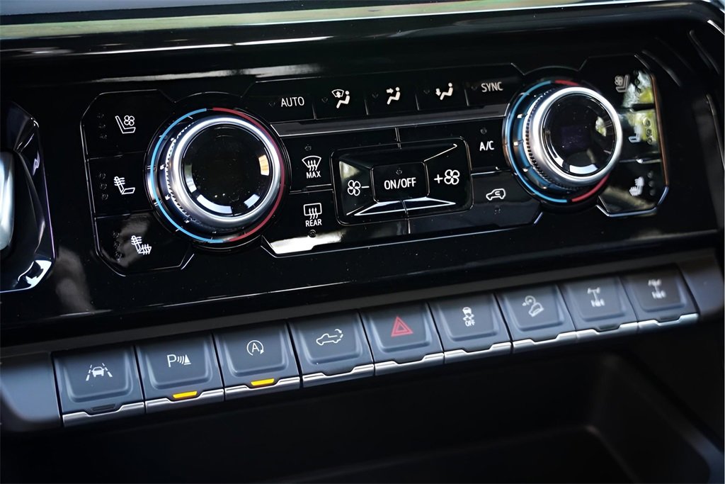 New 2026 GMC Sierra 1500 AT4X image 17