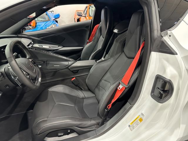 Used 2025 Chevrolet Corvette Z06 image 12