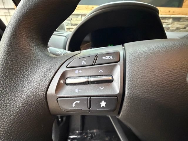 Used 2023 Hyundai Kona SEL AWD/4WD image 25
