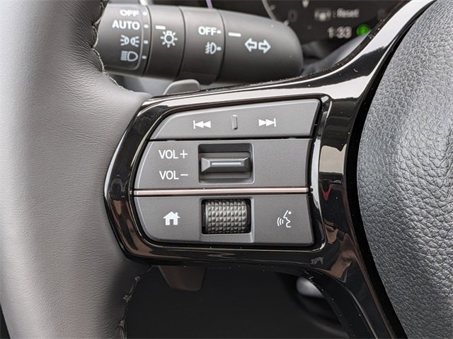 New 2025 Honda Pilot Touring image 13