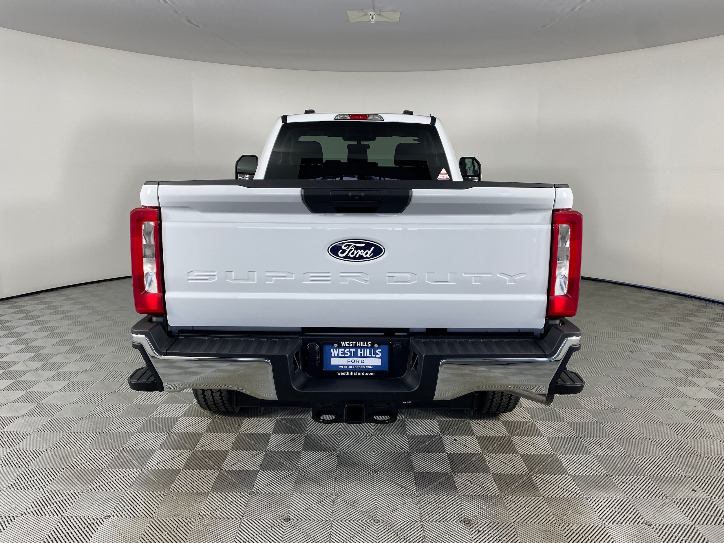 New 2027 Ford F250 XLT w/ FX4 Off-Road Package AWD/4WD image 19