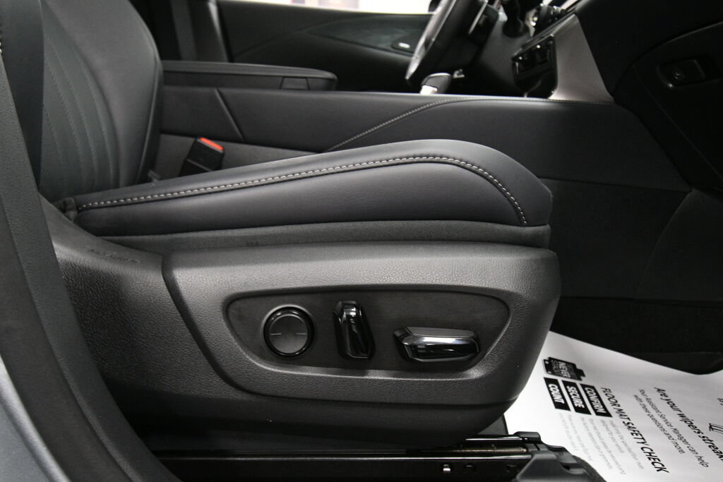 Used 2024 Lexus RX 350 F Sport w/ Convenience Package AWD/4WD image 30
