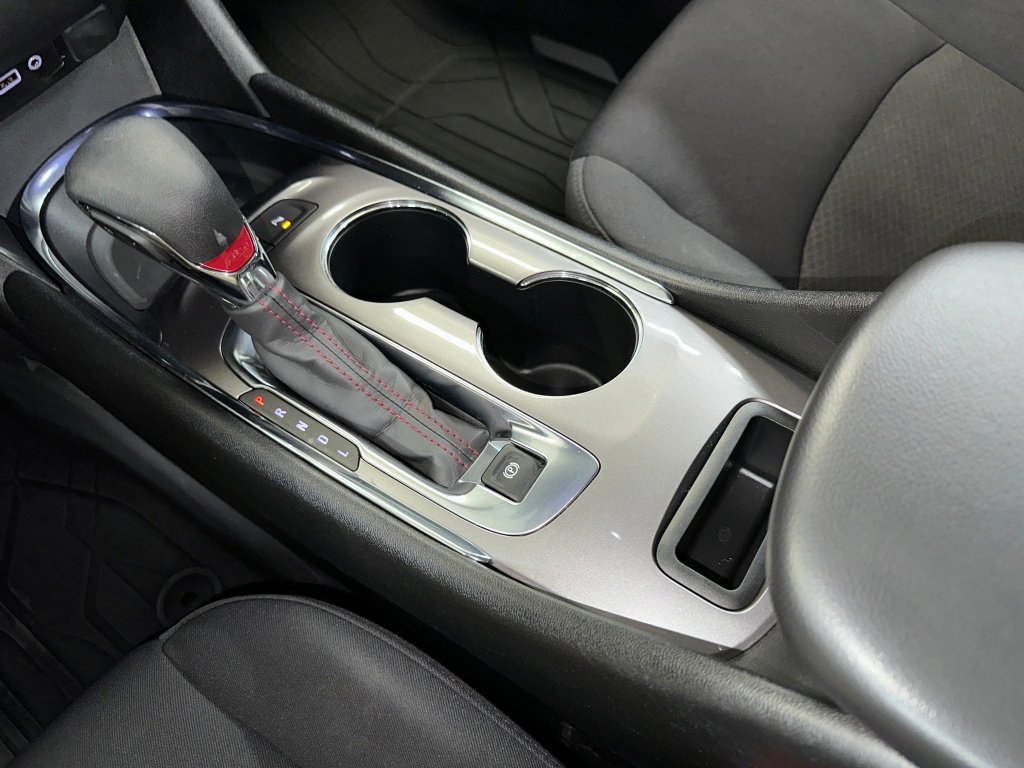 Used 2022 Chevrolet Malibu RS image 13