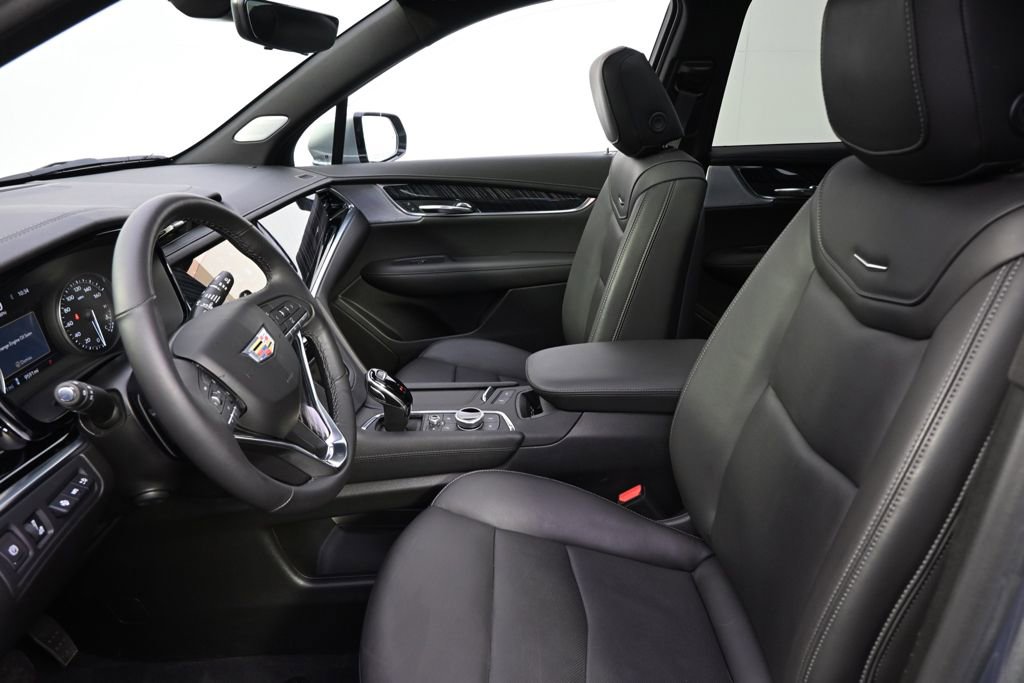 New 2025 Cadillac XT6 Premium Luxury w/ Technology Package image 13