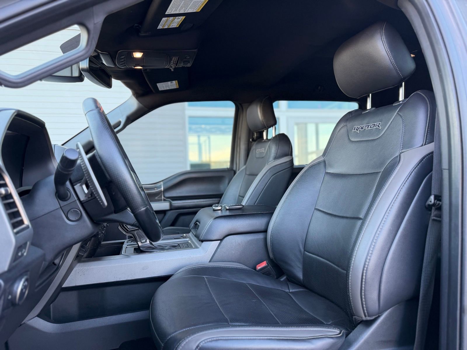 Used 2018 Ford F150 Raptor w/ Equipment Group 802A Luxury image 19