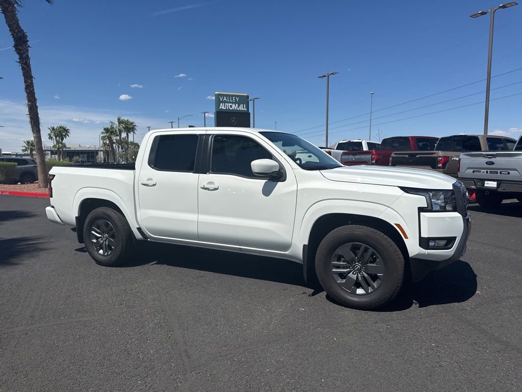 Used 2025 Nissan Frontier SV w/ SV Convenience Package image 6