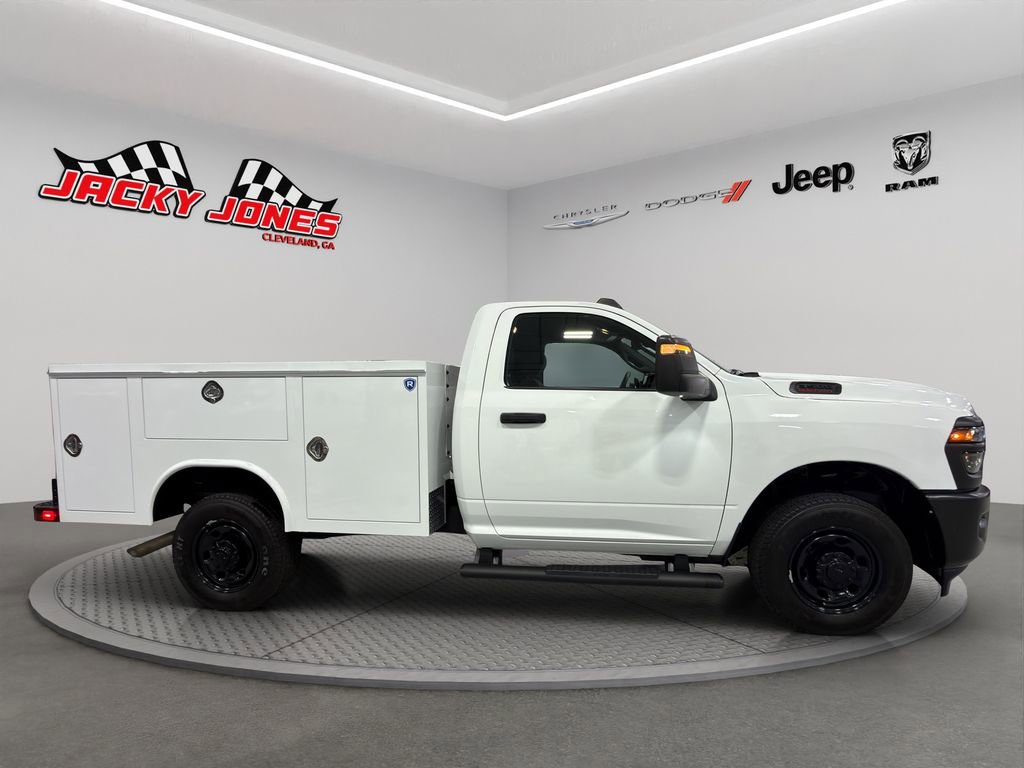 Used 2025 RAM 3500 Tradesman image 11