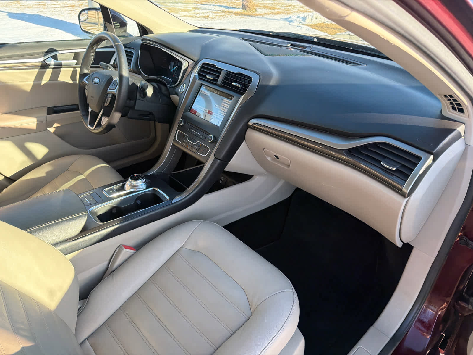 Used 2017 Ford Fusion Energi SE image 17