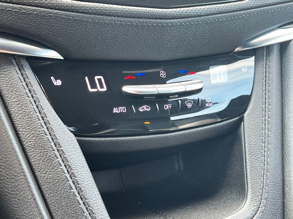 Used 2023 Cadillac XT5 Premium Luxury image 31