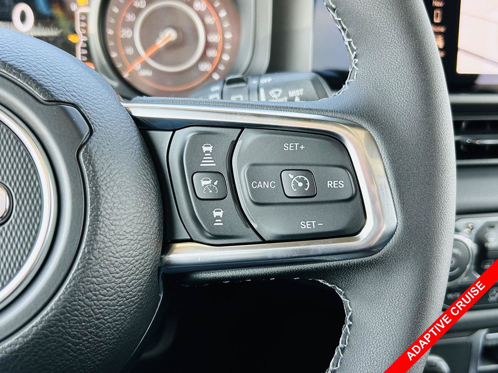 New 2026 Jeep Wrangler Unlimited Sahara w/ Technology Group AWD/4WD image 8