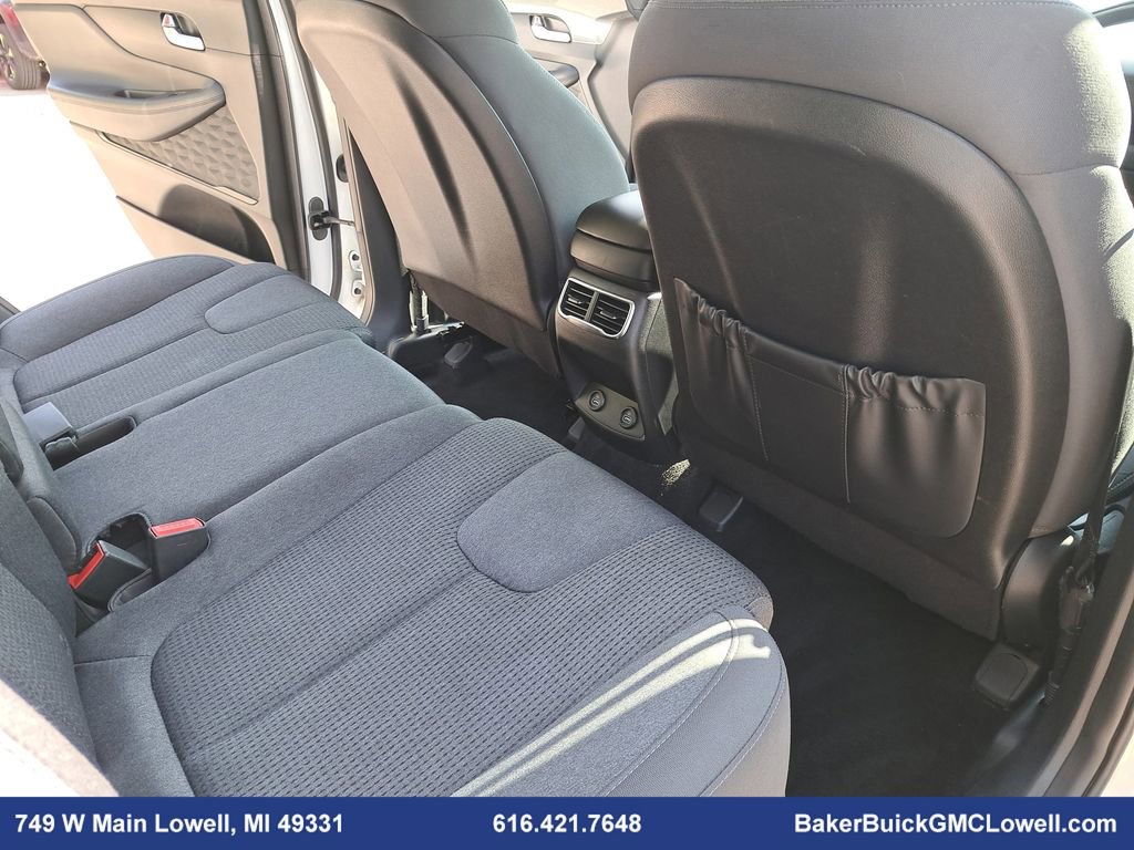 Used 2023 Hyundai Santa Fe SEL image 11