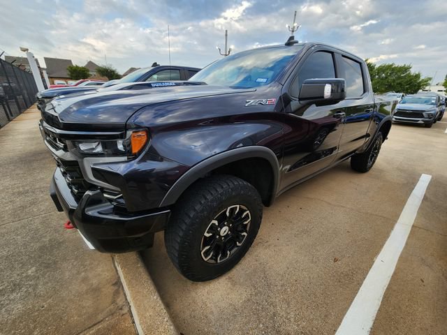 Used 2024 Chevrolet Silverado 1500 ZR2 w/ Technology Package AWD/4WD image 2