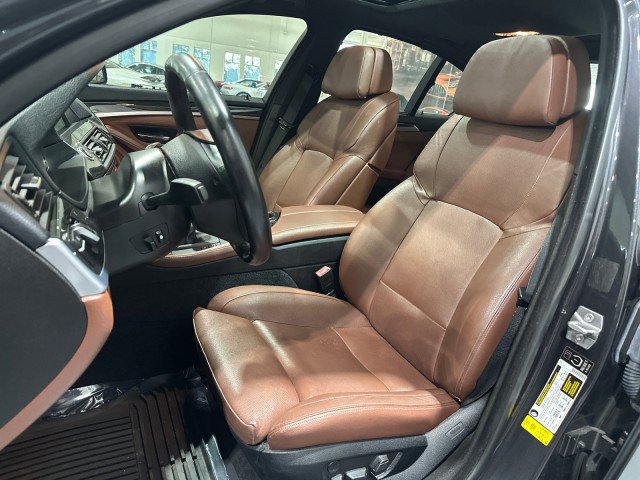 Used 2013 BMW 550i Sedan RWD image 44