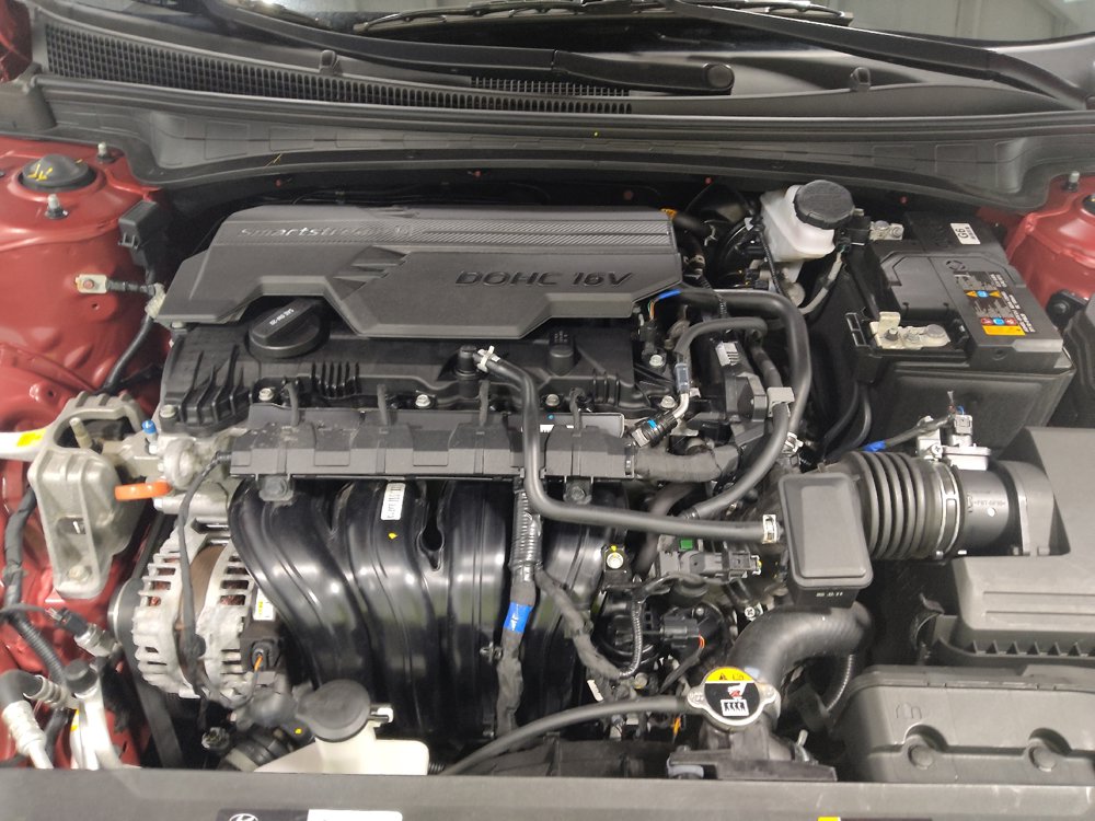 Used 2024 Hyundai Elantra Limited FWD image 30