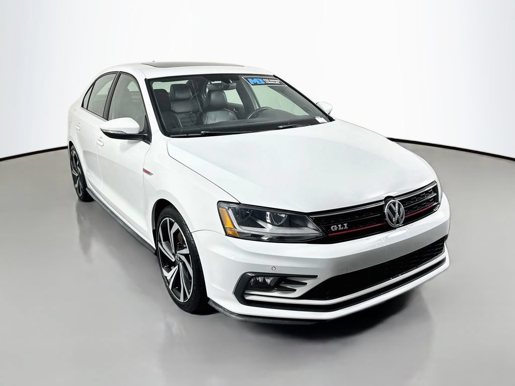 Used 2017 Volkswagen Jetta GLI FWD image 3