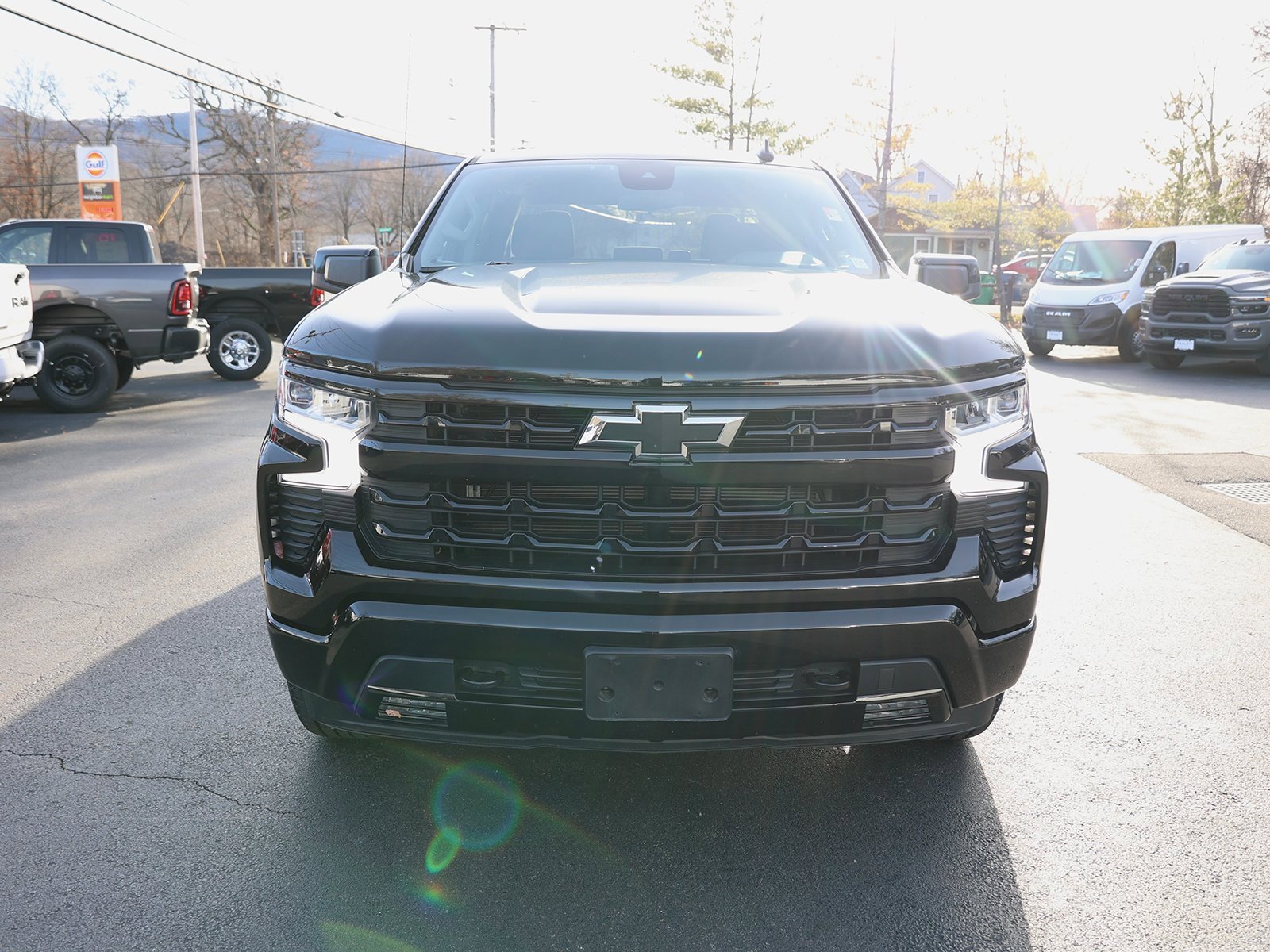 Used 2023 Chevrolet Silverado 1500 RST image 2