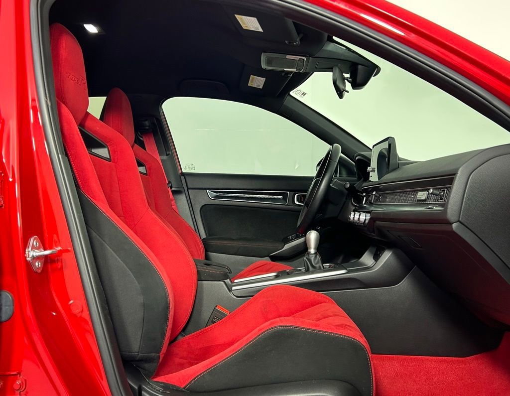 Used 2023 Honda Civic Type R image 13