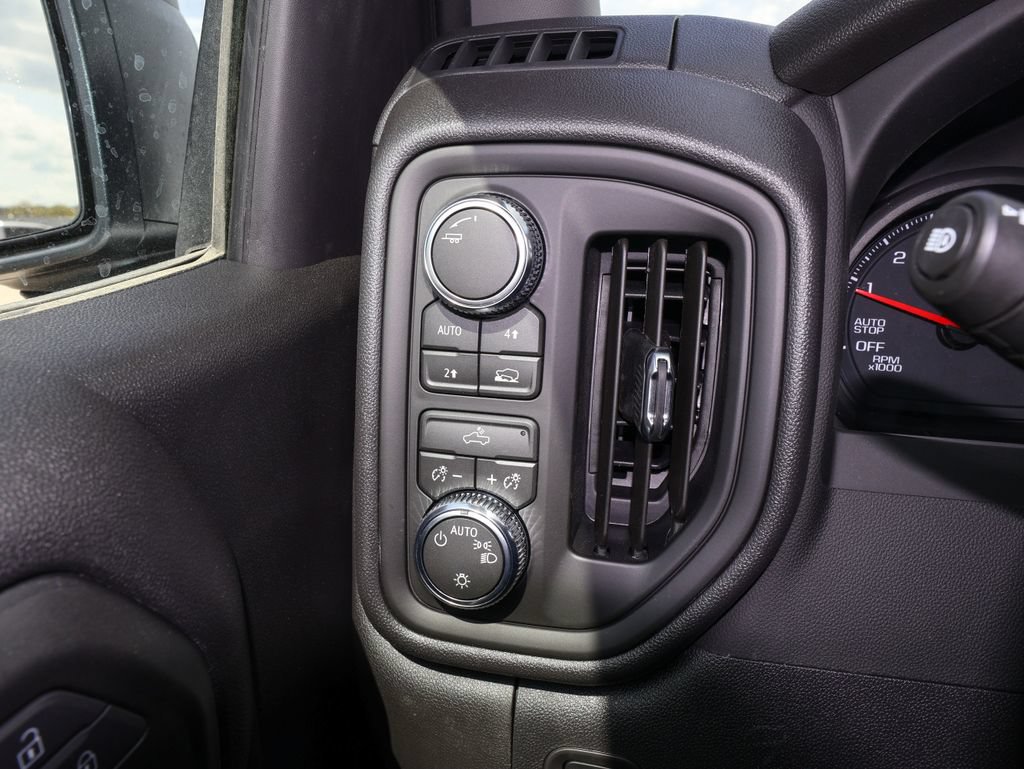 New 2026 GMC Sierra 1500 Pro w/ Pro Value Package AWD/4WD image 17