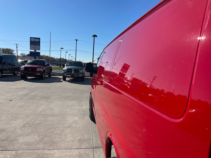 Used 2019 GMC Savana 2500 w/ Enhanced Convenience Package image 14