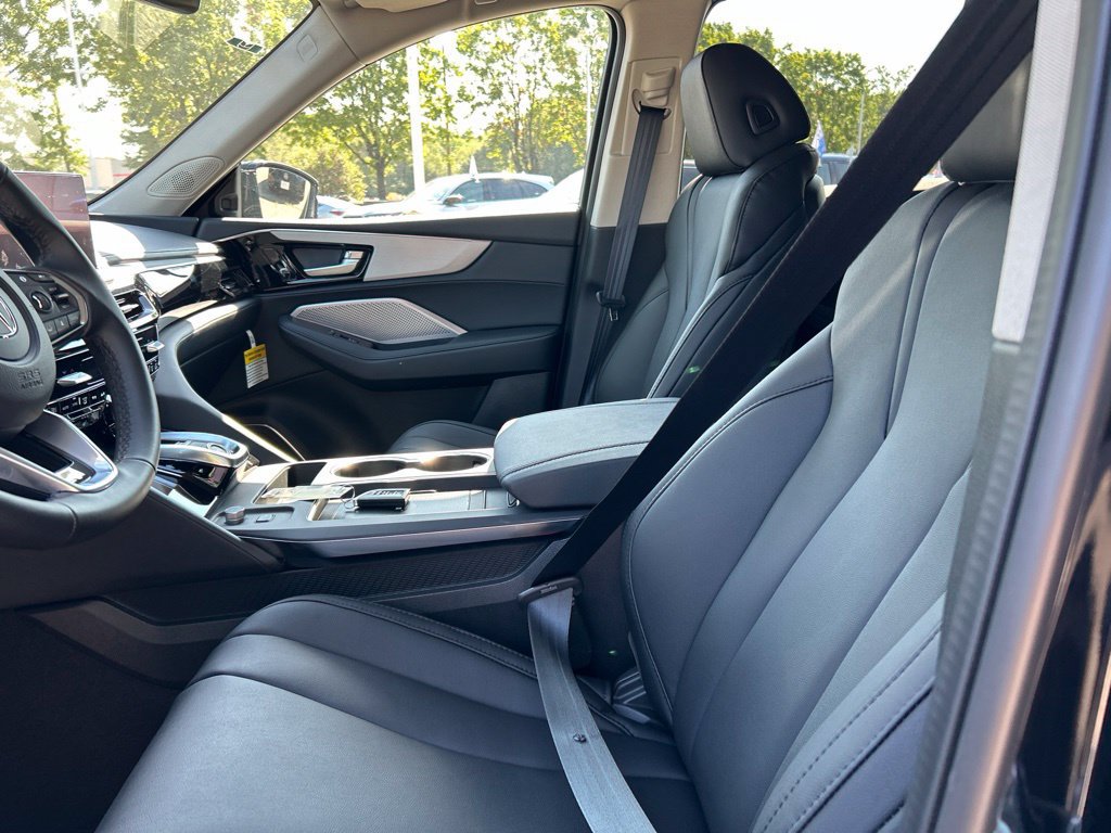 New 2026 Acura MDX SH-AWD image 17
