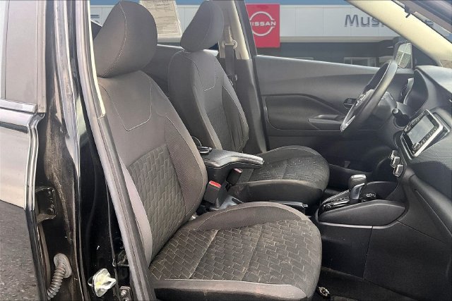 Used 2022 Nissan Kicks S FWD image 29