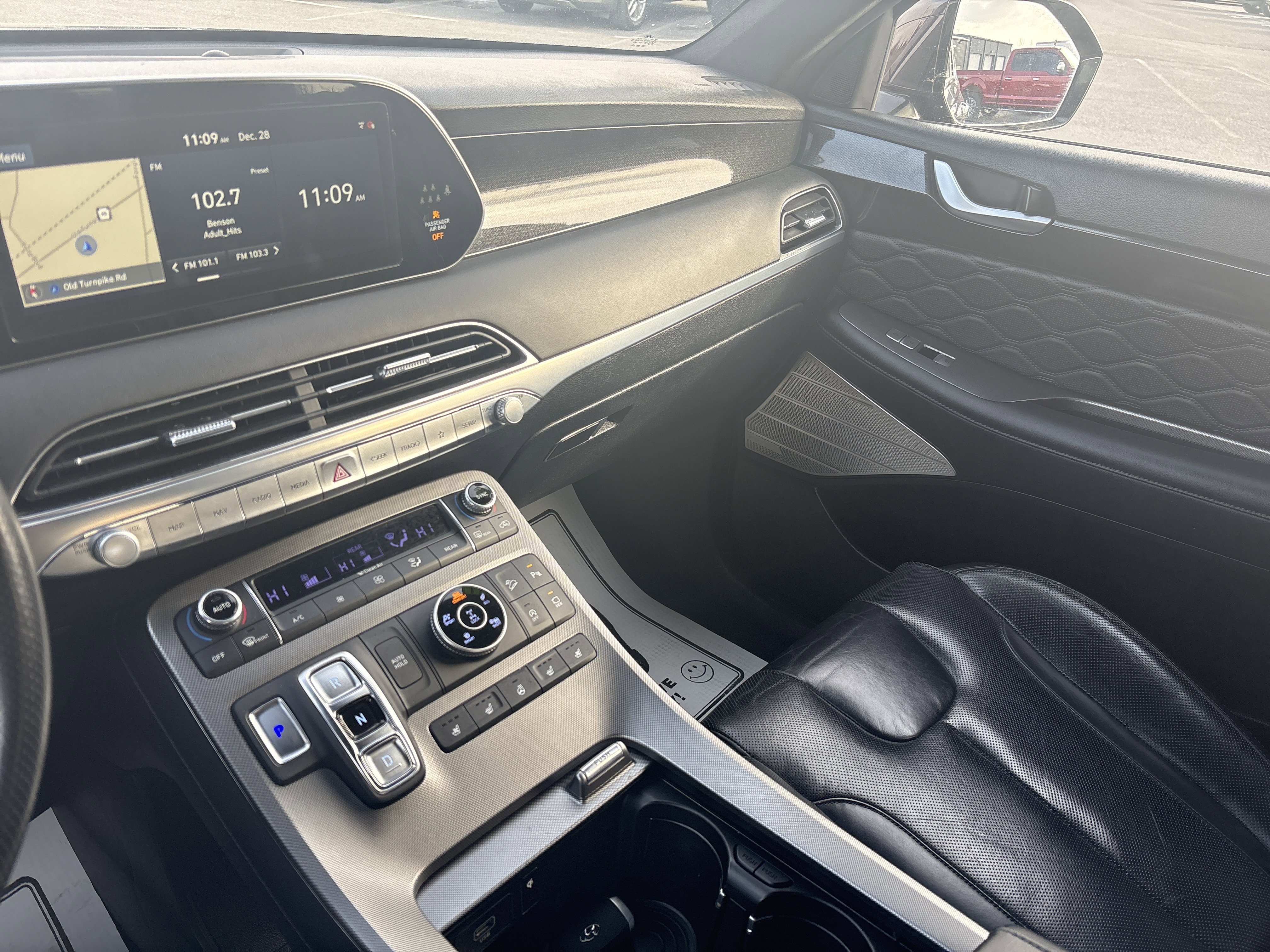 Used 2020 Hyundai Palisade Limited image 23