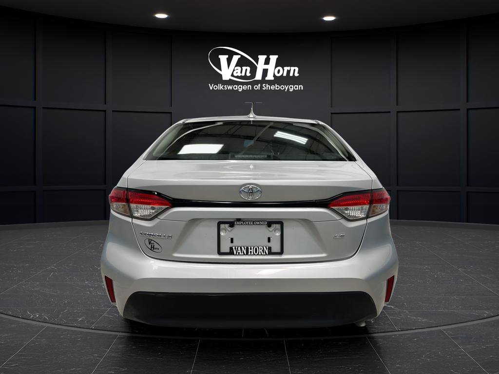 Used 2024 Toyota Corolla LE image 4