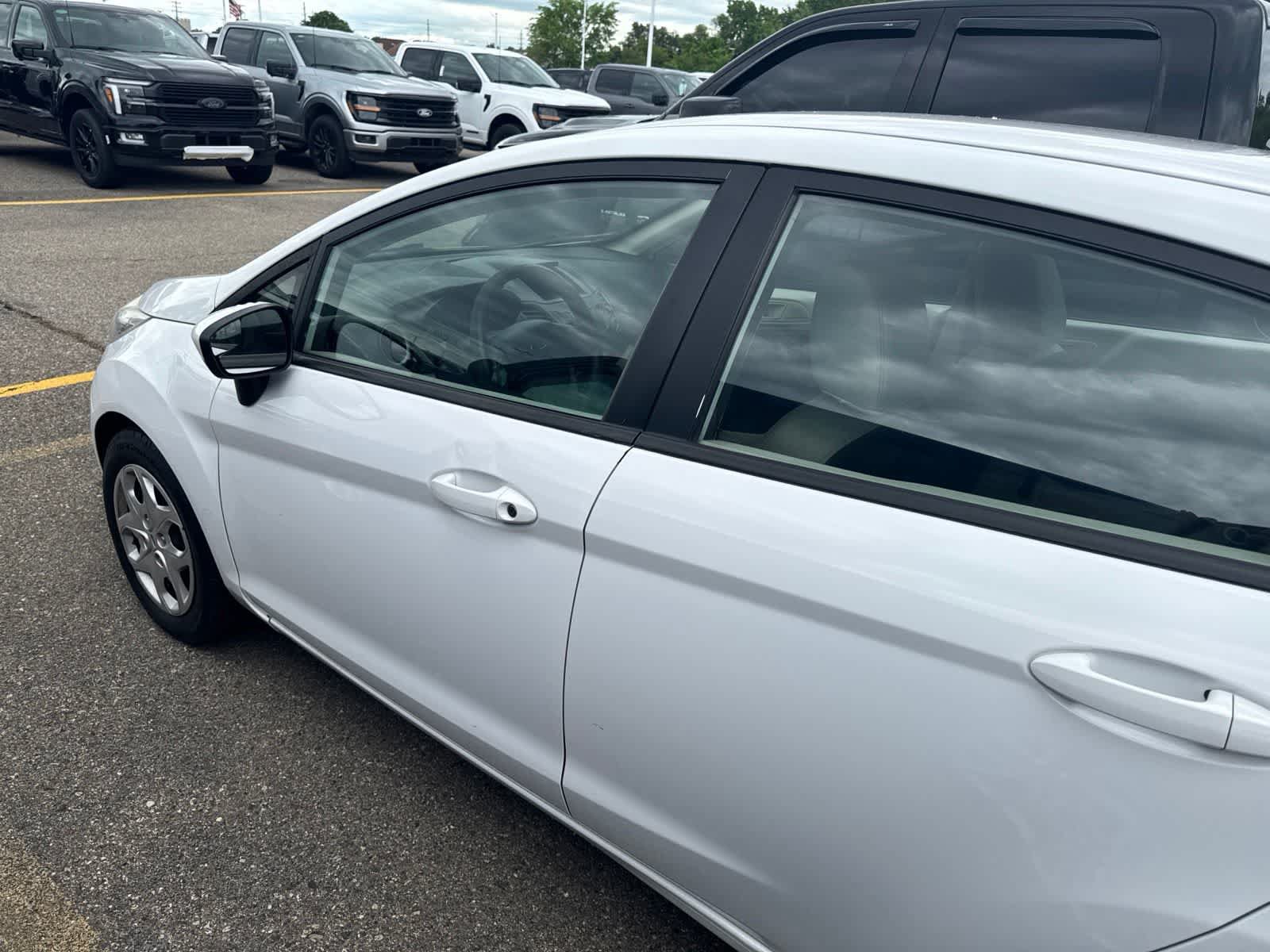 Used 2013 Ford Fiesta S FWD image 13