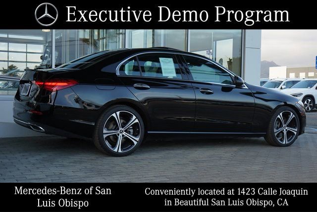 Used 2025 Mercedes-Benz C 300 Sedan image 9