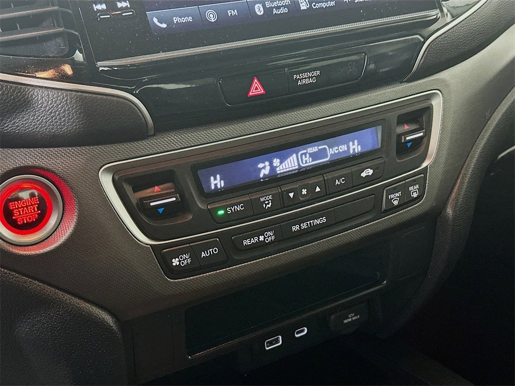 Used 2024 Honda Ridgeline Sport image 14